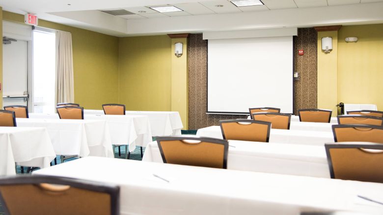 <b>SpringHill Suites Warrenville Meeting</b>. Images powered by <a href="https://www.leonardoworldwide.com/" title="Leonardo Worldwide" target="_blank">Leonardo</a>.