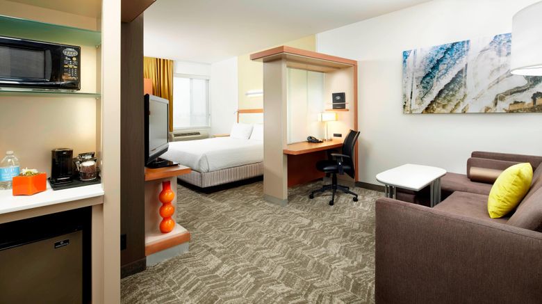 <b>SpringHill Suites Chicago Waukegan/Gurne Suite</b>. Images powered by <a href="https://www.leonardoworldwide.com/" title="Leonardo Worldwide" target="_blank">Leonardo</a>.