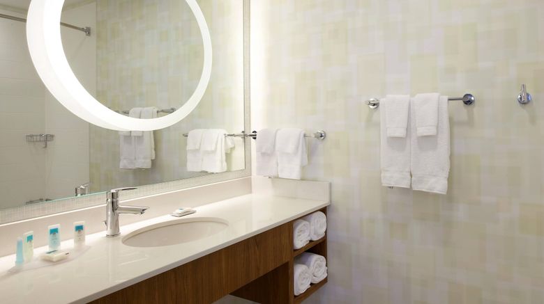 <b>SpringHill Suites Chicago Waukegan/Gurne Room</b>. Images powered by <a href="https://www.leonardoworldwide.com/" title="Leonardo Worldwide" target="_blank">Leonardo</a>.