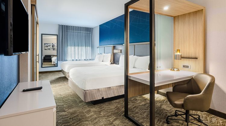 SpringHill Suites Charleston Airport Suite
