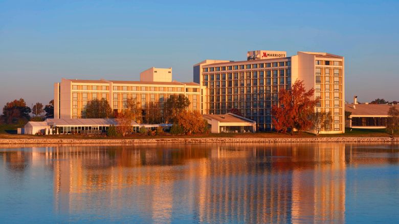 <b>Kansas City Airport Marriott Exterior</b>. Images powered by <a href="https://www.leonardoworldwide.com/" title="Leonardo Worldwide" target="_blank">Leonardo</a>.
