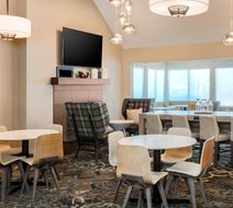 Residence Inn Chicago Deerfield Lobby