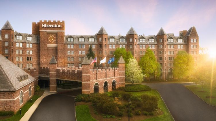 Sheraton Parsippany Hotel Exterior