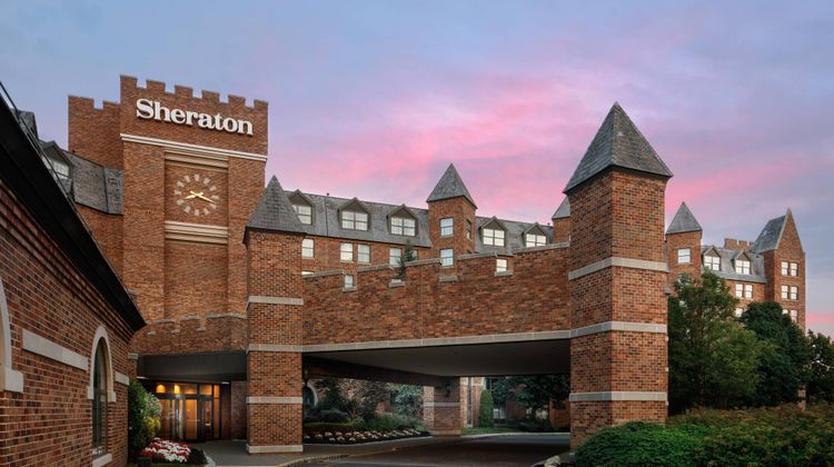 Sheraton Parsippany Hotel Exterior