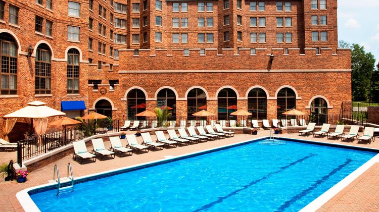 Sheraton Parsippany Hotel Pool