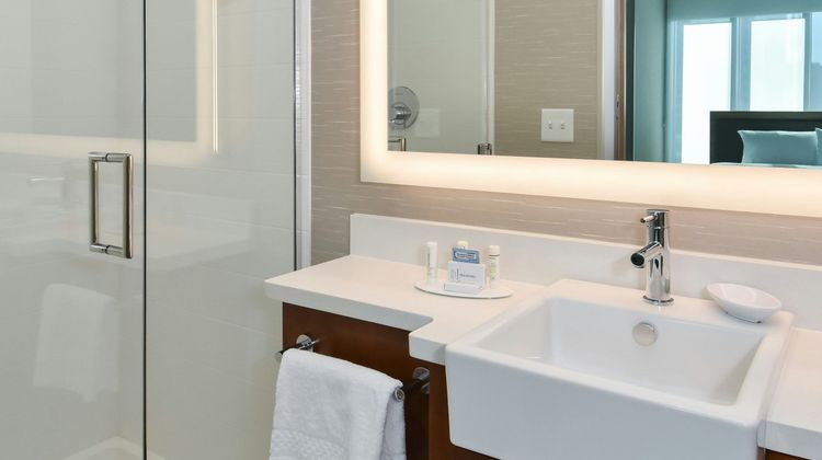 SpringHill Suites Charlotte City Center Room