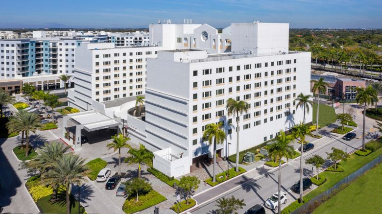 <b>Sheraton Suites Fort Lauderdale West Exterior</b>. Images powered by <a href="https://www.leonardoworldwide.com/" title="Leonardo Worldwide" target="_blank">Leonardo</a>.