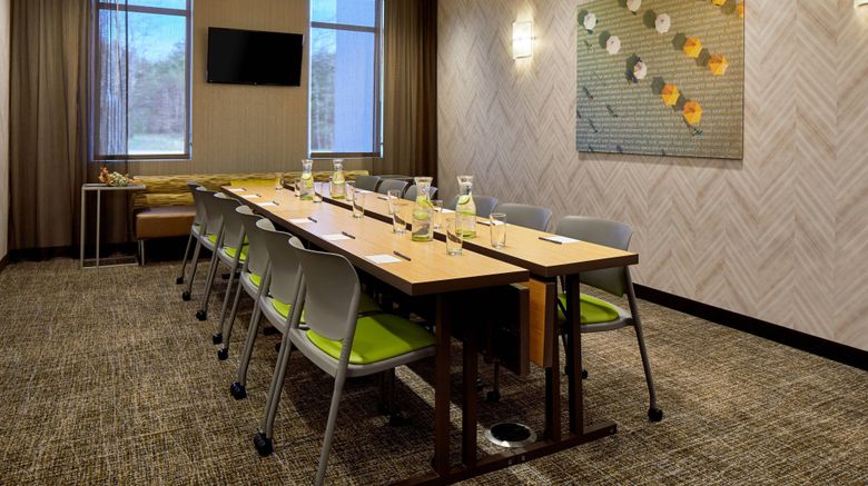 <b>SpringHill Suites Charlotte at Carowinds Meeting</b>. Images powered by <a href="https://www.leonardoworldwide.com/" title="Leonardo Worldwide" target="_blank">Leonardo</a>.