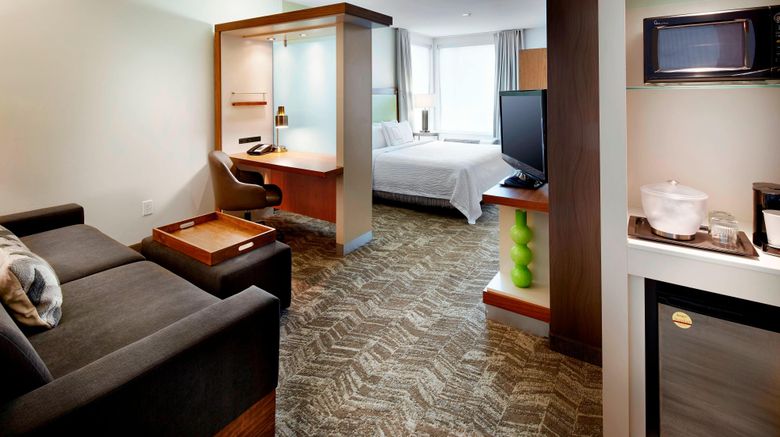 <b>SpringHill Suites Columbus OSU Suite</b>. Images powered by <a href="https://www.leonardoworldwide.com/" title="Leonardo Worldwide" target="_blank">Leonardo</a>.