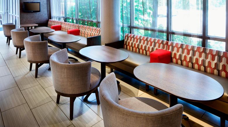<b>SpringHill Suites Columbus OSU Lobby</b>. Images powered by <a href="https://www.leonardoworldwide.com/" title="Leonardo Worldwide" target="_blank">Leonardo</a>.