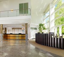 Sheraton Offenbach Hotel Lobby