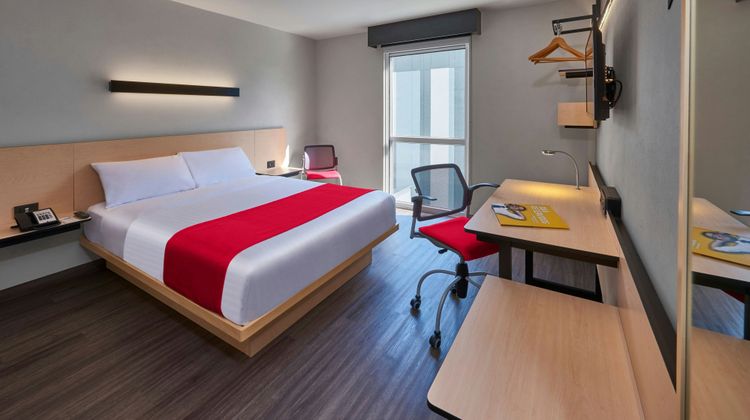 City Express by Marriott La Raza Room