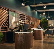 Kinley Chattanooga, Tribute Portfolio Lobby