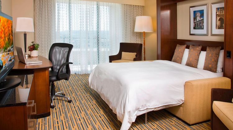San Diego Marriott Mission Valley Suite