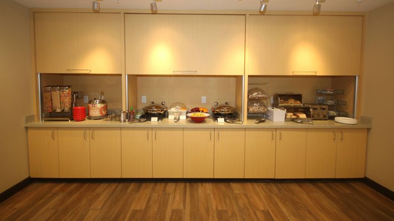 <b>TownePlace Suites North Charleston Restaurant</b>. Images powered by <a href="https://www.leonardoworldwide.com/" title="Leonardo Worldwide" target="_blank">Leonardo</a>.