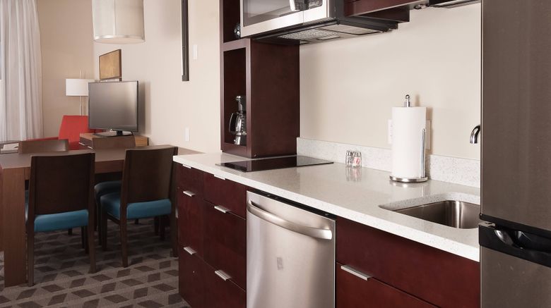 <b>TownePlace Suites Airport/Conv Ctr Room</b>. Images powered by <a href="https://www.leonardoworldwide.com/" title="Leonardo Worldwide" target="_blank">Leonardo</a>.
