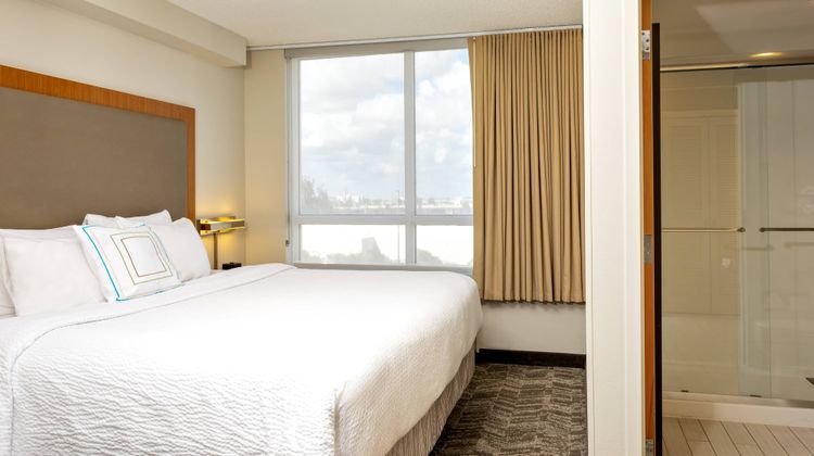 SpringHill Suites Miami Airport South Suite