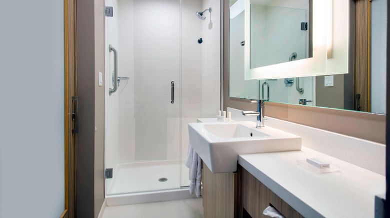<b>SpringHill Suites Miami Doral Room</b>. Images powered by <a href="https://www.leonardoworldwide.com/" title="Leonardo Worldwide" target="_blank">Leonardo</a>.