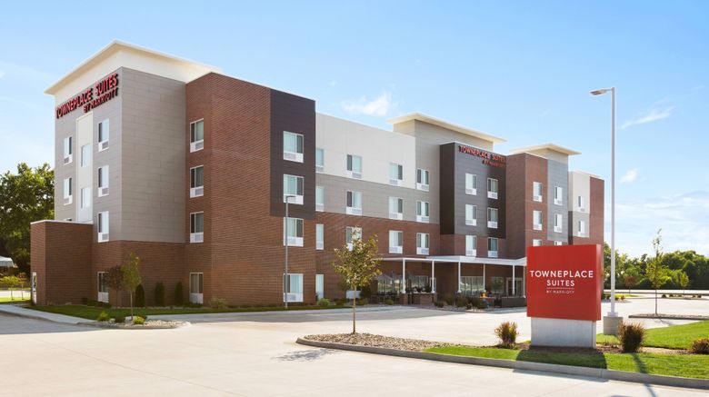 TownePlace Suites Cedar Rapids Marion Exterior. Images powered by <a href="https://www.leonardoworldwide.com" target="_blank" rel="noopener">Leonardo</a>.