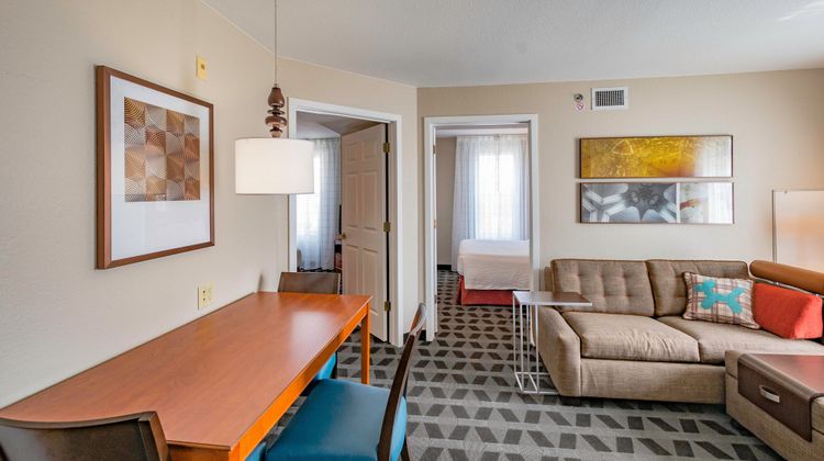 TownePlace Suites Cleveland Room
