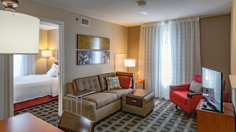 TownePlace Suites Cleveland Room
