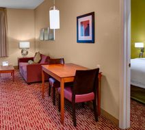 TownePlace Suites Cleveland Westlake Room