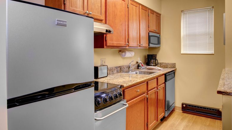 <b>TownePlace Suites Cleveland Westlake Room</b>. Images powered by <a href="https://www.leonardoworldwide.com/" title="Leonardo Worldwide" target="_blank">Leonardo</a>.