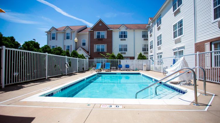 TownePlace Suites Cleveland Pool