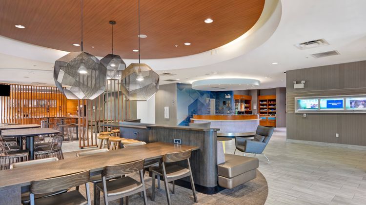 SpringHill Suites Cincinnati Midtown Lobby