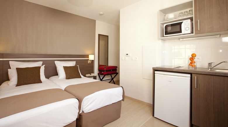 <b>Sejours & Affaires Atlantis-Massy Room</b>. Images powered by <a href="https://www.leonardoworldwide.com/" title="Leonardo Worldwide" target="_blank">Leonardo</a>.