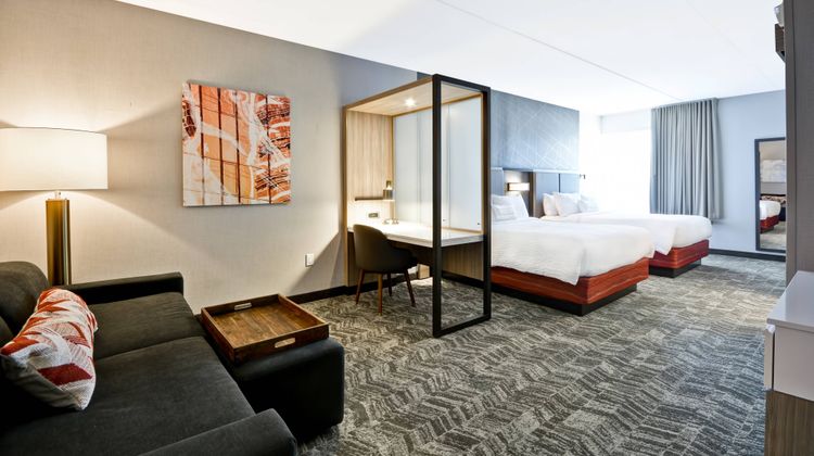 SpringHill Suites Cincinnati Blue Ash Room