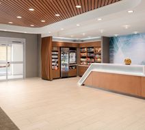 SpringHill SuiteMilwaukee West/Wauwatosa Lobby