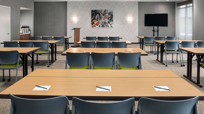<b>SpringHill SuiteMilwaukee West/Wauwatosa Meeting</b>. Images powered by <a href="https://www.leonardoworldwide.com/" title="Leonardo Worldwide" target="_blank">Leonardo</a>.