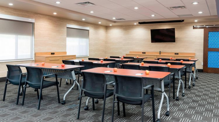 TownePlace Suites Mansfield Ontario Meeting