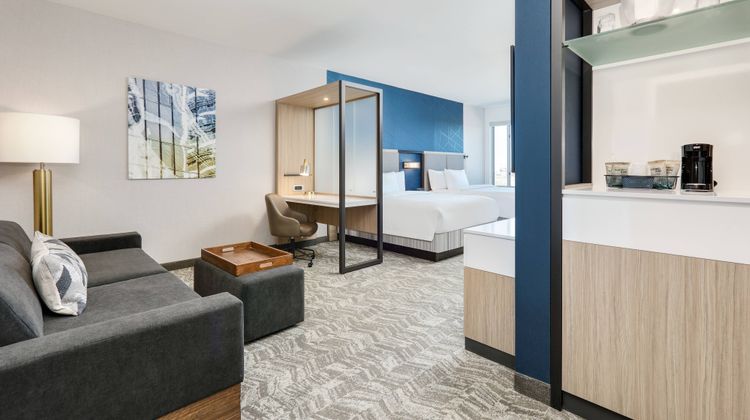 SpringHill Suites Dallas Mansfield Suite