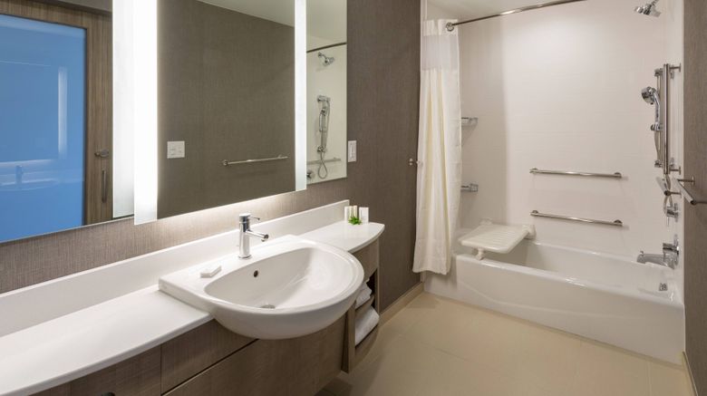 <b>SpringHill Suites By Marriott Room</b>. Images powered by <a href="https://www.leonardoworldwide.com/" title="Leonardo Worldwide" target="_blank">Leonardo</a>.