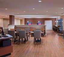TownePlace Suites Columbia Lobby