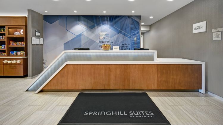 SpringHill Suites St Paul Arden Hills Lobby