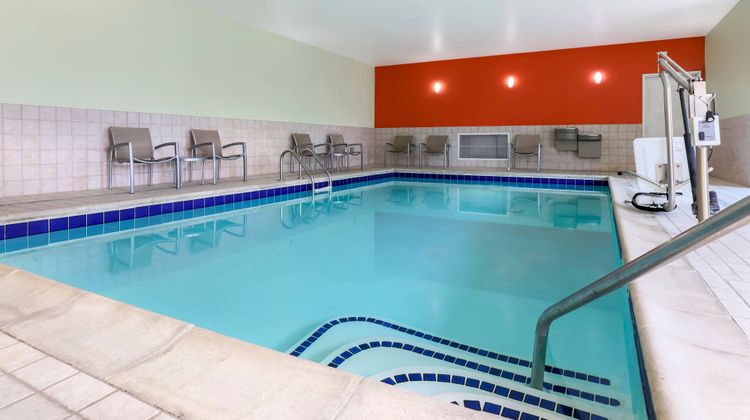 SpringHill Suites Boulder Longmont Pool