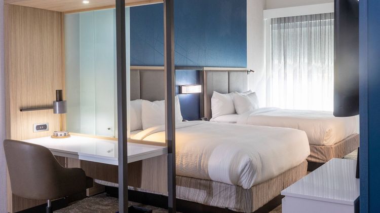 SpringHill Suites Slidell Suite