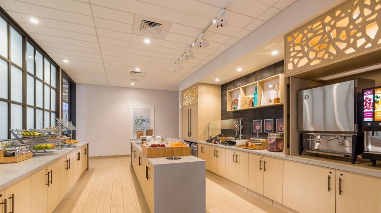SpringHill Suites St Paul Downtown Restaurant