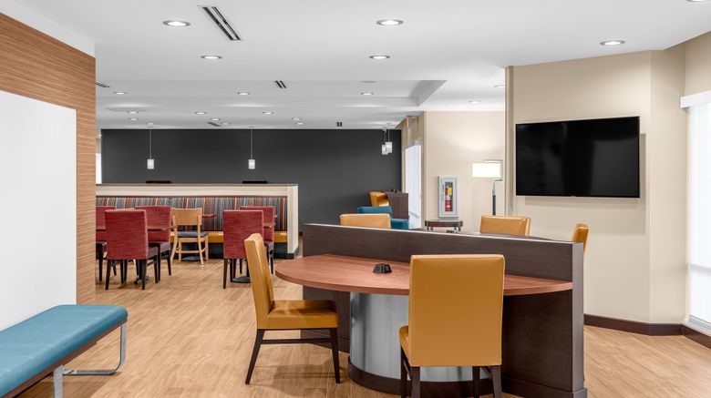 <b>TownePlace Suites Cincinnati Fairfield Lobby</b>. Images powered by <a href="https://www.leonardoworldwide.com/" title="Leonardo Worldwide" target="_blank">Leonardo</a>.