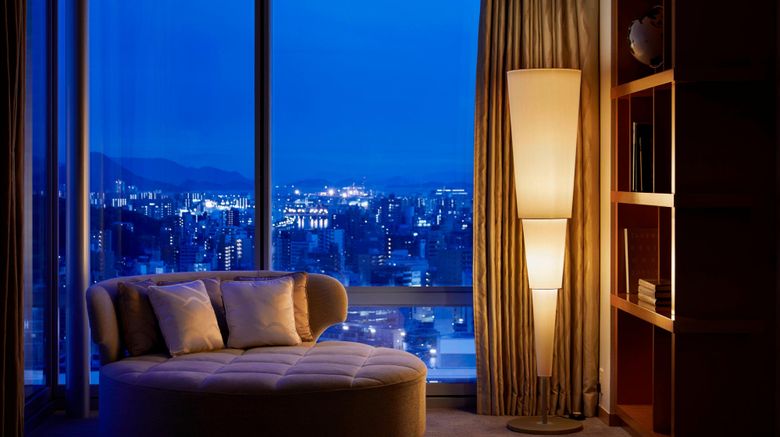 <b>Sheraton Grand Hiroshima Hotel Suite</b>. Images powered by <a href="https://www.leonardoworldwide.com/" title="Leonardo Worldwide" target="_blank">Leonardo</a>.