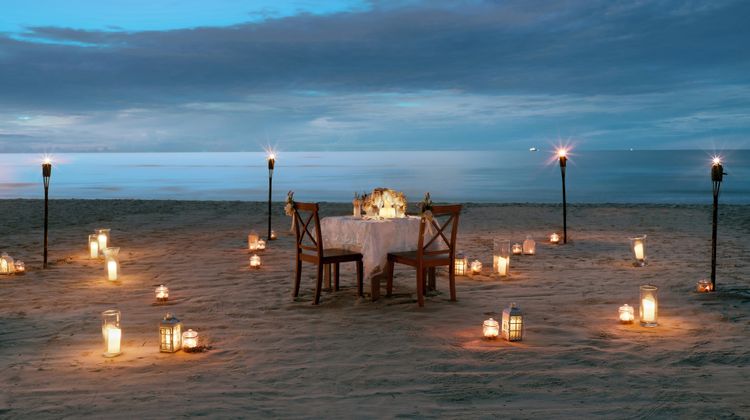 Sheraton Hua Hin Resort & Spa Beach