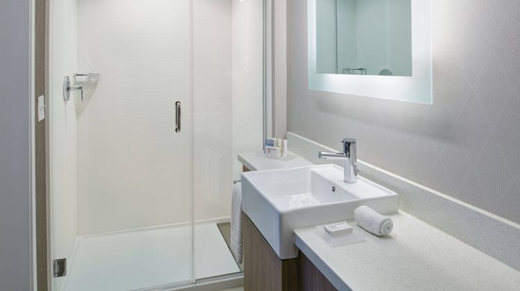 SpringHill Suites Wixom Novi Room