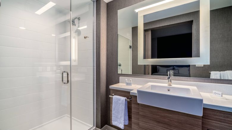 <b>SpringHill Suites Oakland Airport Room</b>. Images powered by <a href="https://www.leonardoworldwide.com/" title="Leonardo Worldwide" target="_blank">Leonardo</a>.