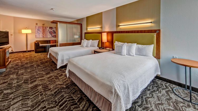 SpringHill Suites Oklahoma City Moore Suite