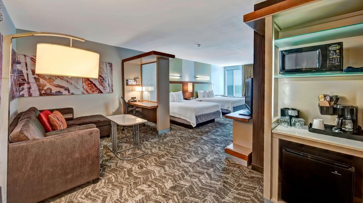 SpringHill Suites Oklahoma City Moore Suite