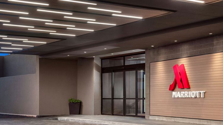 Marriott San Antonio Airport Exterior