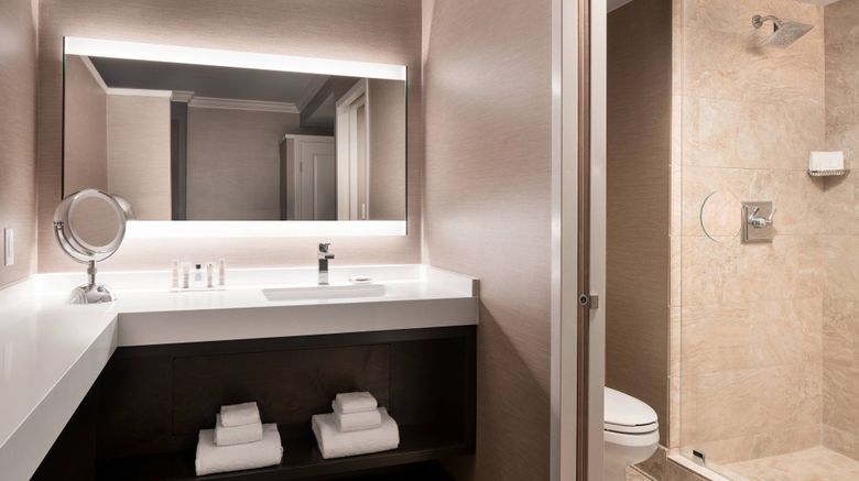 <b>Monterey Marriott Room</b>. Images powered by <a href="https://www.leonardoworldwide.com/" title="Leonardo Worldwide" target="_blank">Leonardo</a>.